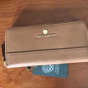Vince Camuto Tan Wallet